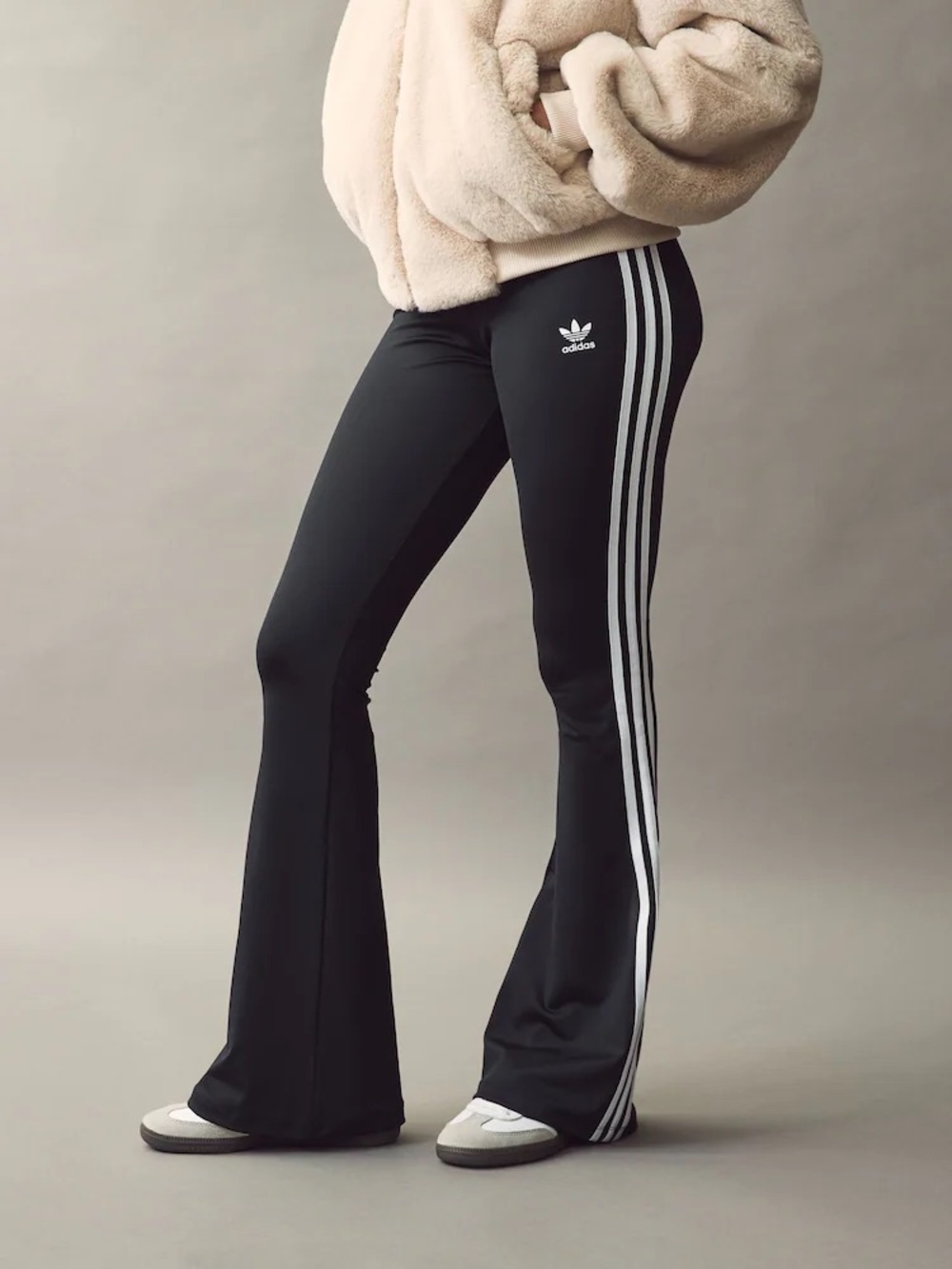 Adidas flare leggings size medium like new